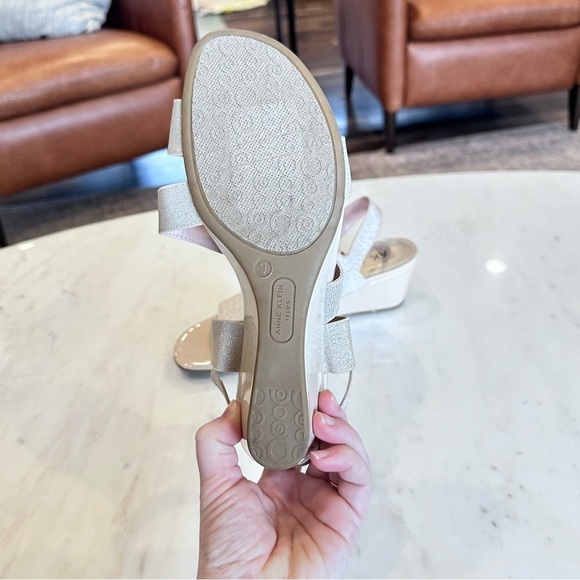 Anne Klein Blessings Wedge Blush Cream Sparkle Comfort Sandal Women's Size 9 - Picture 6 of 8